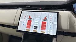 LAND ROVER RANGE ROVER 3.0 D350 SE 4dr Auto 4583510