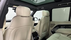 LAND ROVER RANGE ROVER 3.0 D350 SE 4dr Auto 4583519
