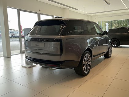 LAND ROVER RANGE ROVER 3.0 P460e HSE 4dr Auto