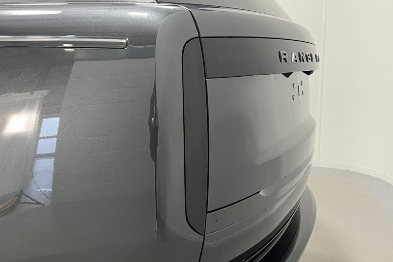  LAND ROVER RANGE ROVER 3.0 D300 HSE 4dr Auto 4724536