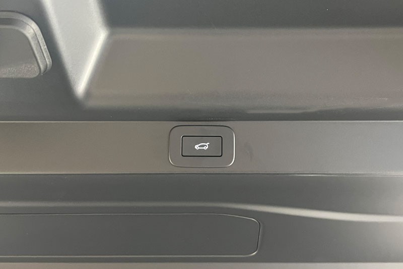  LAND ROVER RANGE ROVER 3.0 D300 HSE 4dr Auto 4724535