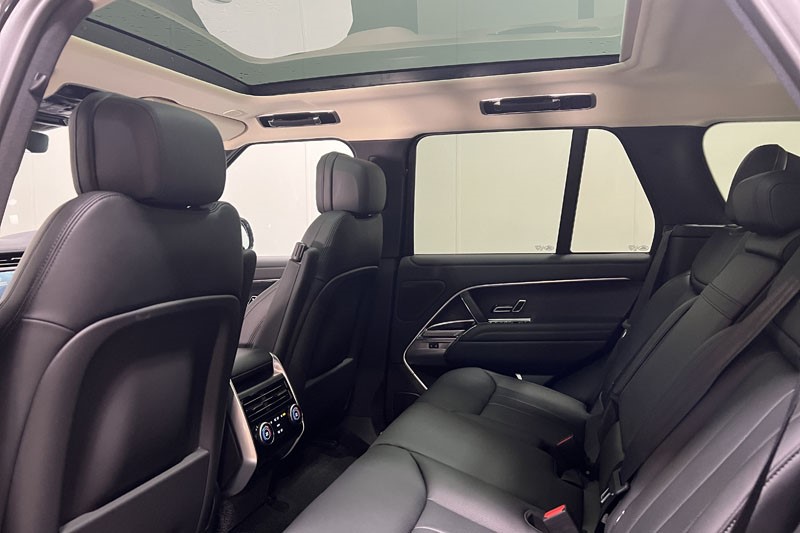  LAND ROVER RANGE ROVER 3.0 D300 HSE 4dr Auto 4724527