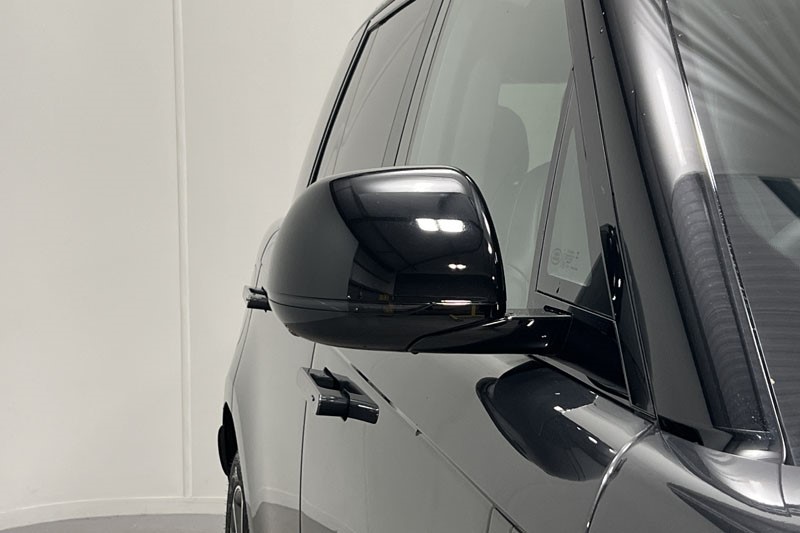  LAND ROVER RANGE ROVER 3.0 D300 HSE 4dr Auto 4724540