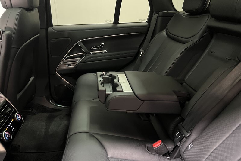  LAND ROVER RANGE ROVER 3.0 D300 HSE 4dr Auto 4724531