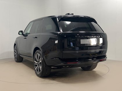 LAND ROVER RANGE ROVER 3.0 D300 HSE 4dr Auto