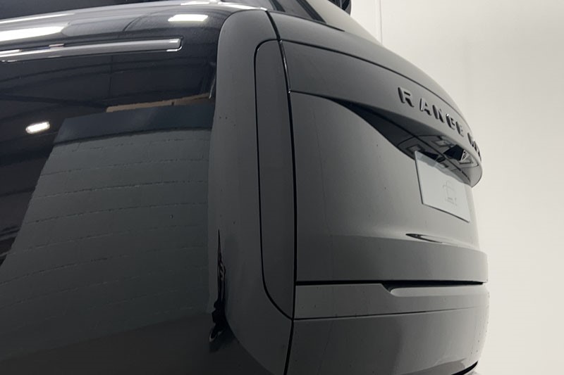  LAND ROVER RANGE ROVER 3.0 D300 HSE 4dr Auto 4990639