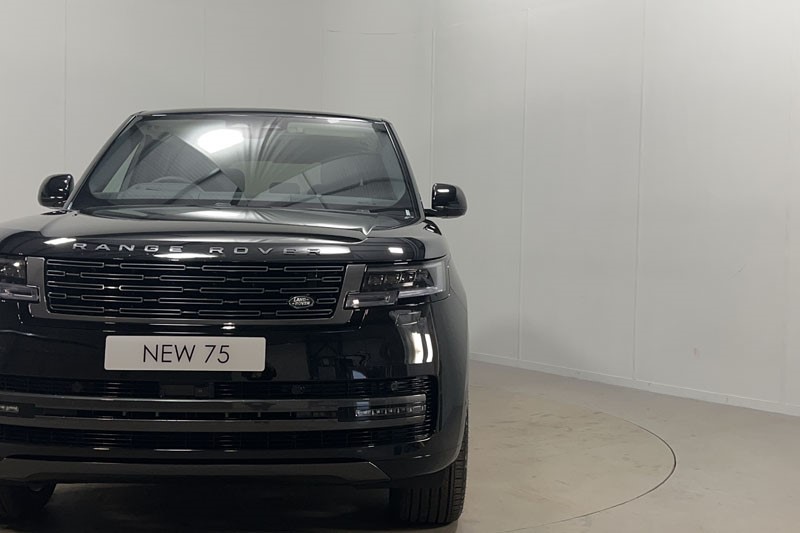  LAND ROVER RANGE ROVER 3.0 D300 HSE 4dr Auto 4990647