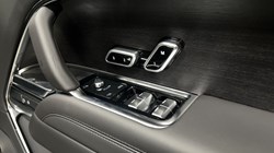 LAND ROVER RANGE ROVER 3.0 D300 HSE 4dr Auto 4990607