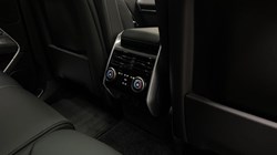 LAND ROVER RANGE ROVER 3.0 D300 HSE 4dr Auto 4990605