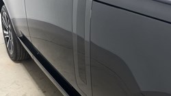 LAND ROVER RANGE ROVER 3.0 D300 HSE 4dr Auto 4990644