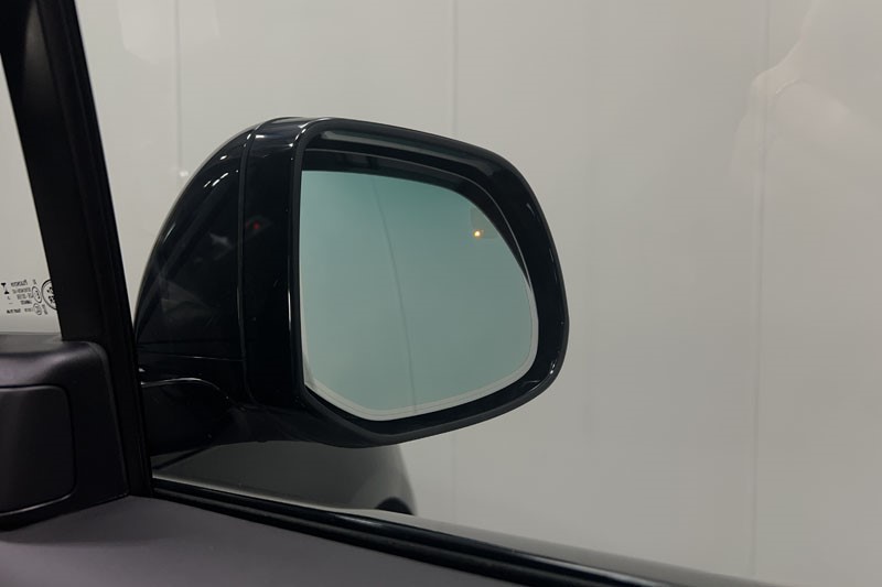  LAND ROVER RANGE ROVER 3.0 D300 HSE 4dr Auto 4990609