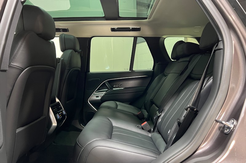  LAND ROVER RANGE ROVER 3.0 D300 HSE 4dr Auto 4709732