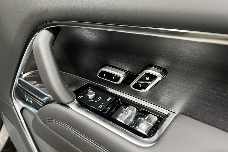  LAND ROVER RANGE ROVER 3.0 D300 HSE 4dr Auto 4709741