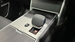 LAND ROVER RANGE ROVER 3.0 D300 HSE 4dr Auto 4709752