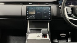 LAND ROVER RANGE ROVER 3.0 D300 HSE 4dr Auto 4709738