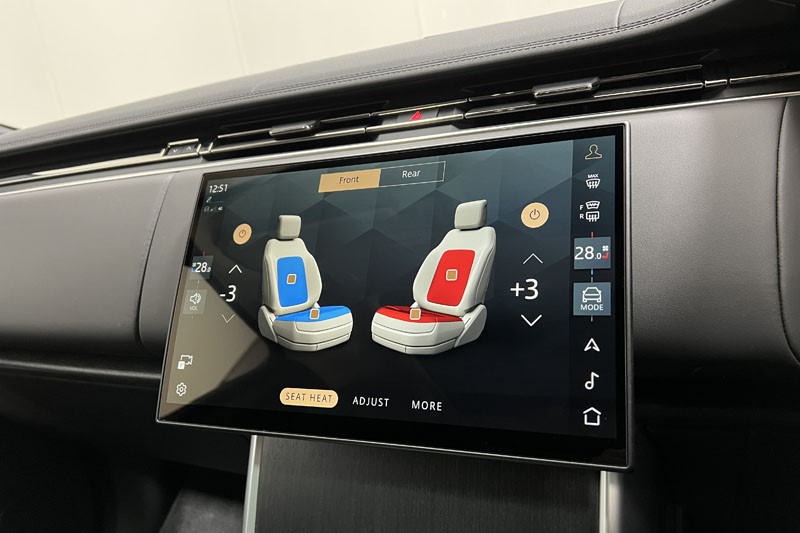  LAND ROVER RANGE ROVER 3.0 D300 HSE 4dr Auto 4709760