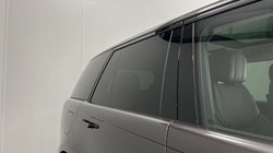 LAND ROVER RANGE ROVER 3.0 D300 HSE 4dr Auto 4709772