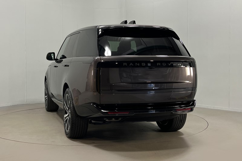  LAND ROVER RANGE ROVER 3.0 D300 HSE 4dr Auto