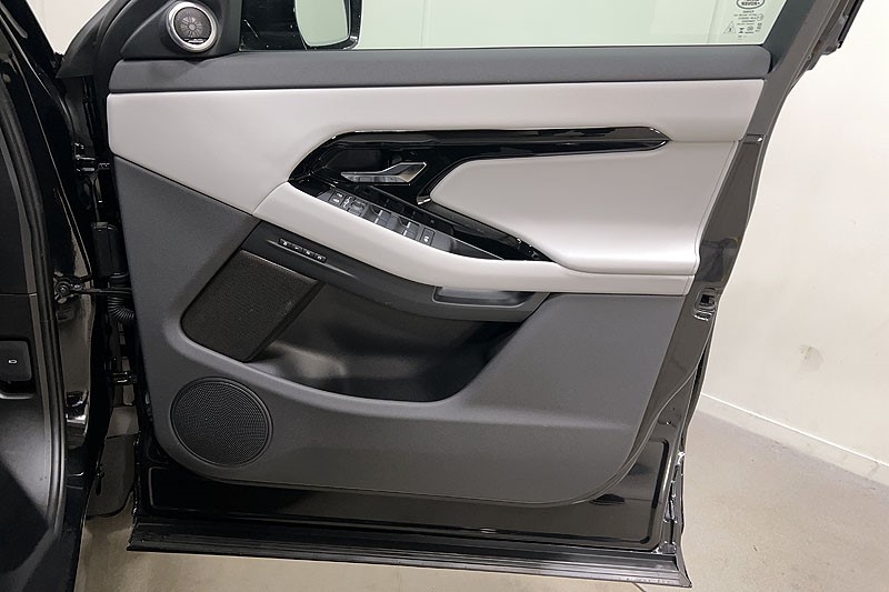  LAND ROVER RANGE ROVER EVOQUE 1.5 P270e Dynamic SE 5dr Auto 5095749