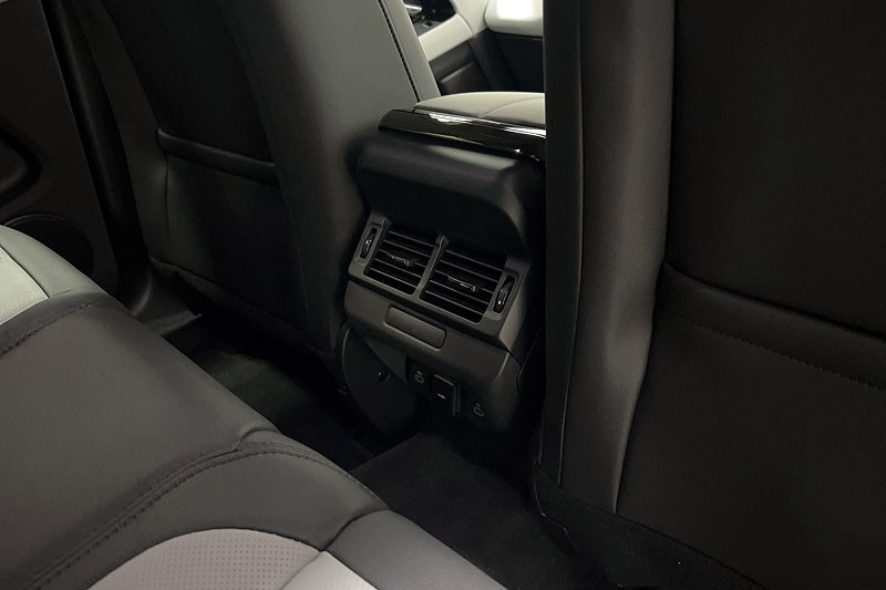  LAND ROVER RANGE ROVER EVOQUE 1.5 P270e Dynamic SE 5dr Auto 5095748