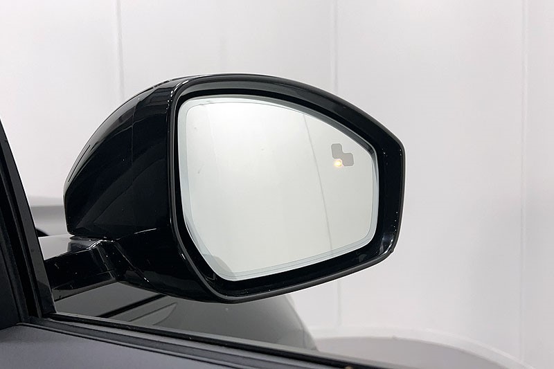  LAND ROVER RANGE ROVER EVOQUE 1.5 P270e Dynamic SE 5dr Auto 5095753