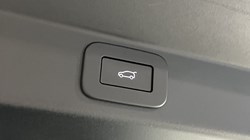 LAND ROVER RANGE ROVER SPORT 3.0 D300 Dynamic SE 5dr Auto 4574840