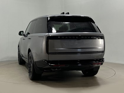 LAND ROVER RANGE ROVER 3.0 D300 Edition 4dr Auto