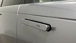 LAND ROVER RANGE ROVER 3.0 D300 Edition 4dr Auto 4658877