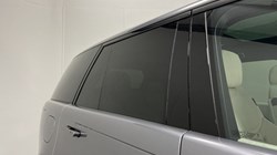LAND ROVER RANGE ROVER 3.0 D300 Edition 4dr Auto 4658876