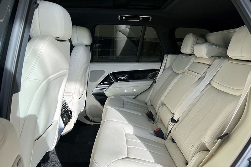  LAND ROVER RANGE ROVER 3.0 P460e Edition 4dr Auto 4752577