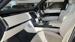 LAND ROVER RANGE ROVER 3.0 P460e SE 4dr Auto 4752598