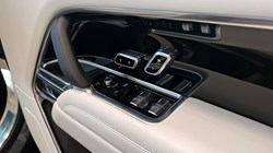 LAND ROVER RANGE ROVER 3.0 P460e SE 4dr Auto 4752584