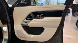 LAND ROVER RANGE ROVER 3.0 P460e SE 4dr Auto 4752581