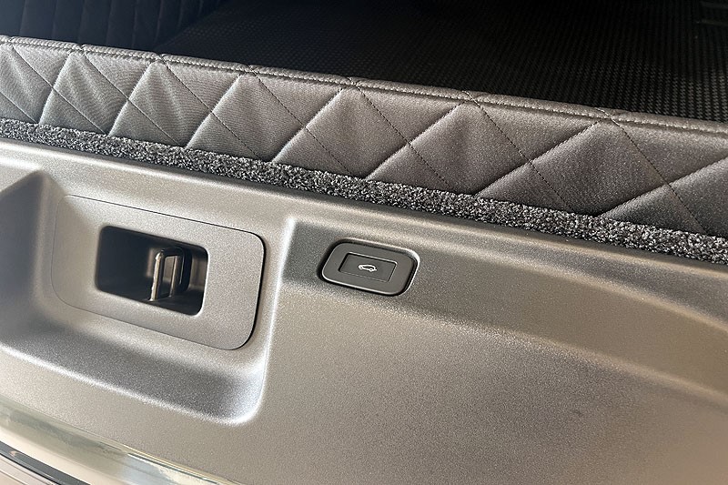  LAND ROVER RANGE ROVER 3.0 P460e Edition 4dr Auto 4752610