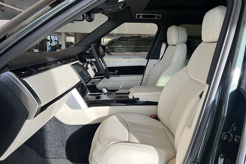  LAND ROVER RANGE ROVER 3.0 P460e Edition 4dr Auto 4752576