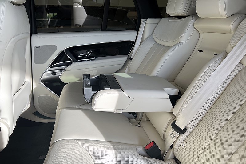  LAND ROVER RANGE ROVER 3.0 P460e Edition 4dr Auto 4752605