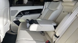 LAND ROVER RANGE ROVER 3.0 P460e SE 4dr Auto 4752605