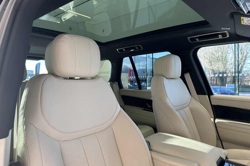  LAND ROVER RANGE ROVER 3.0 P460e HSE 4dr Auto 4965417