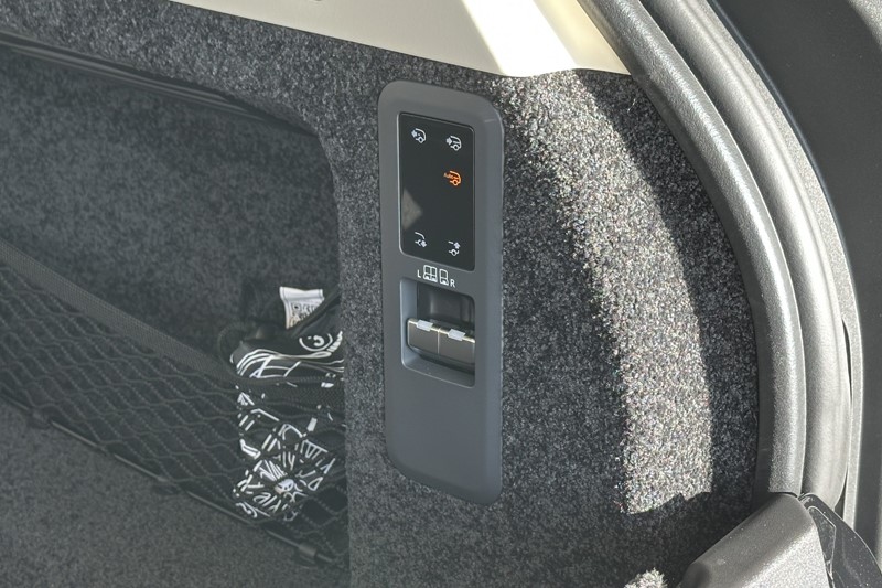  LAND ROVER RANGE ROVER 3.0 P460e HSE 4dr Auto 4965430