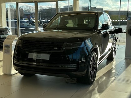 LAND ROVER RANGE ROVER 3.0 P460e HSE 4dr Auto