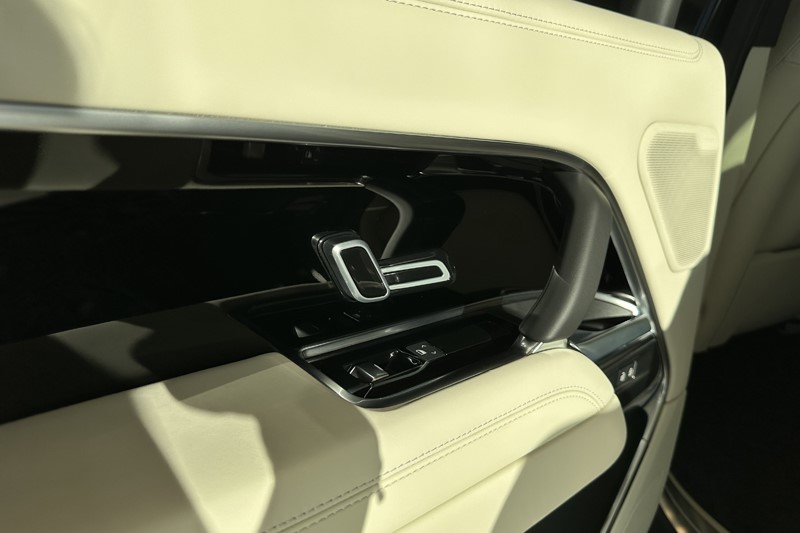  LAND ROVER RANGE ROVER 3.0 P460e HSE 4dr Auto 4965437