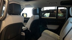 LAND ROVER DEFENDER 3.0 D350 X-Dynamic HSE 110 5dr Auto 5090925