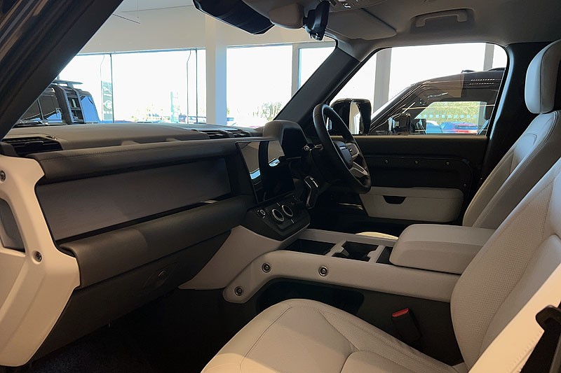  LAND ROVER DEFENDER 3.0 D350 X-Dynamic HSE 110 5dr Auto 5090922