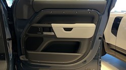 LAND ROVER DEFENDER 3.0 D350 X-Dynamic HSE 110 5dr Auto 5090909