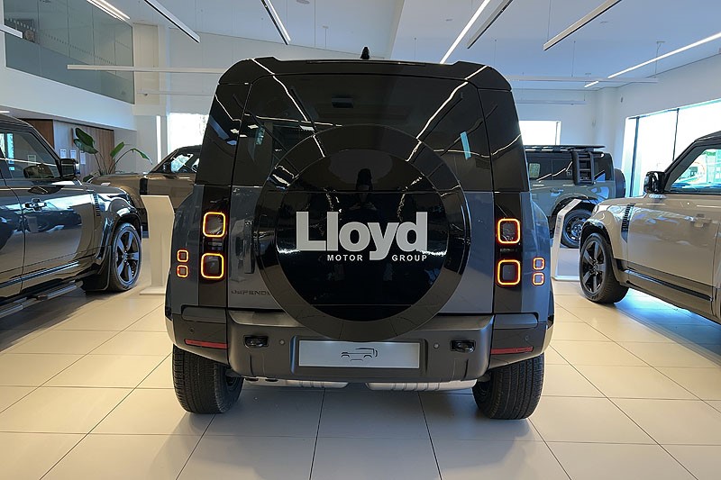  LAND ROVER DEFENDER 3.0 D350 X-Dynamic HSE 110 5dr Auto 5090902
