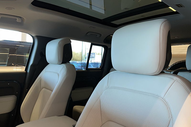  LAND ROVER DEFENDER 3.0 D350 X-Dynamic HSE 110 5dr Auto 5090924