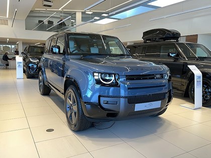 LAND ROVER DEFENDER 3.0 D350 X-Dynamic HSE 110 5dr Auto