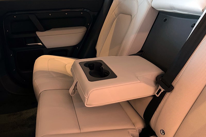  LAND ROVER DEFENDER 3.0 D350 X-Dynamic HSE 110 5dr Auto 5090928