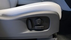 LAND ROVER DEFENDER 3.0 D350 X-Dynamic HSE 110 5dr Auto 5090914