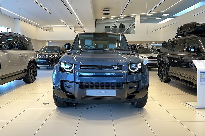  LAND ROVER DEFENDER 3.0 D350 X-Dynamic HSE 110 5dr Auto 5090900